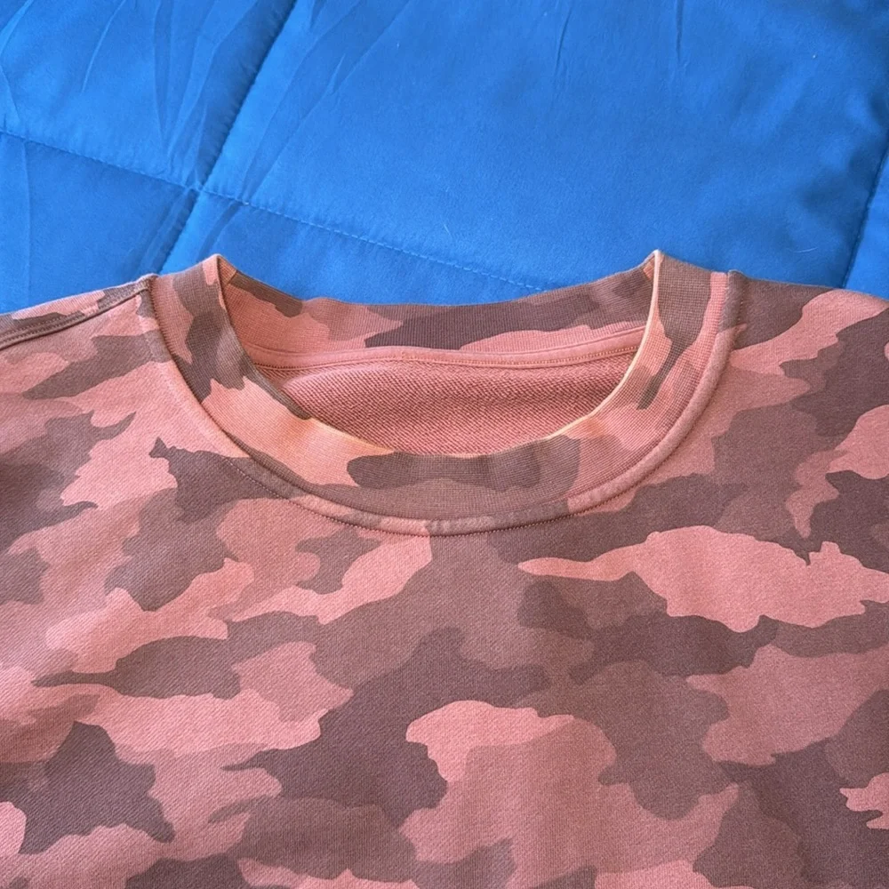 Lululemon Perfectly Oversized Crew Heritage 365 Camo Brier Rose Multi Sz 16! - Picture 5 of 8